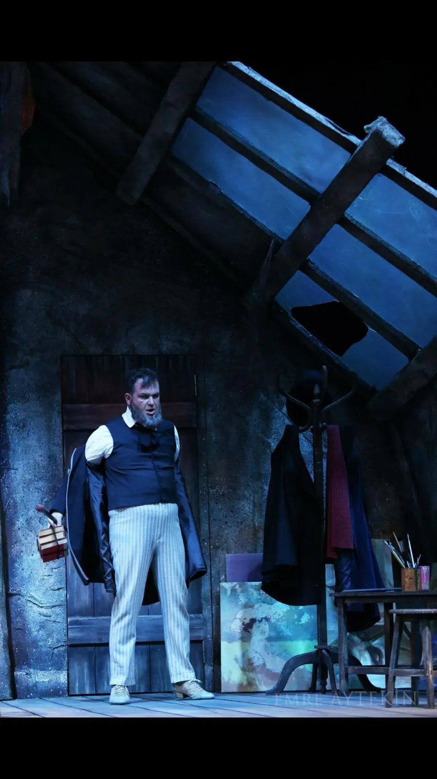 Şafak Güç as Colline in La Bohème