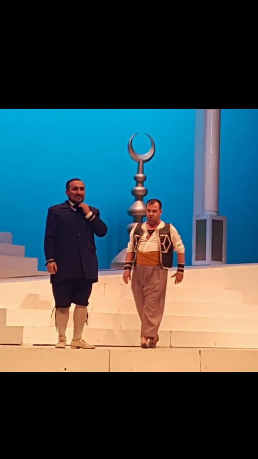 Şafak Güç as Osmin in Die Entführung aus dem Serail